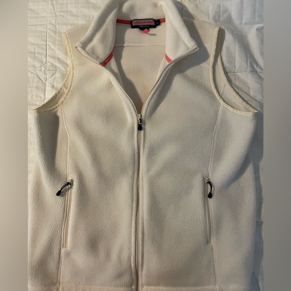 Vineyard Vines fleece vest
